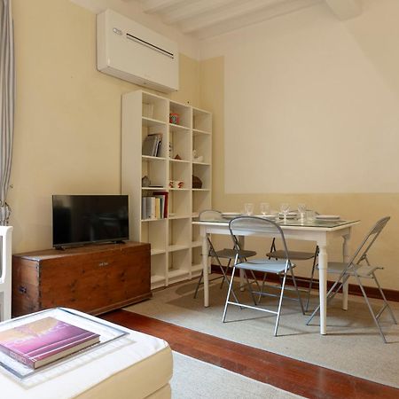 Sweet San Frediano Apartment Флоренция Экстерьер фото