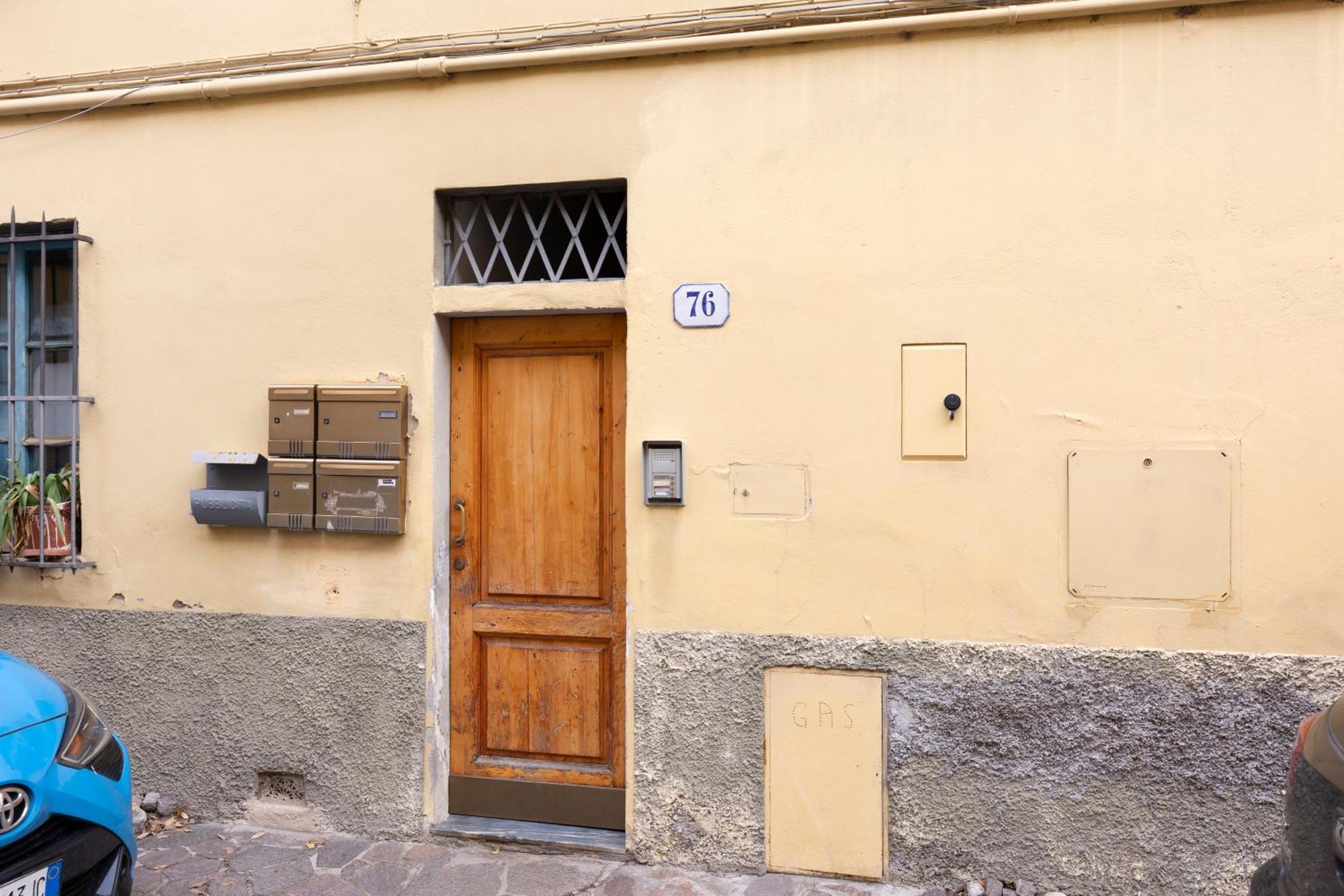 Sweet San Frediano Apartment Флоренция Экстерьер фото