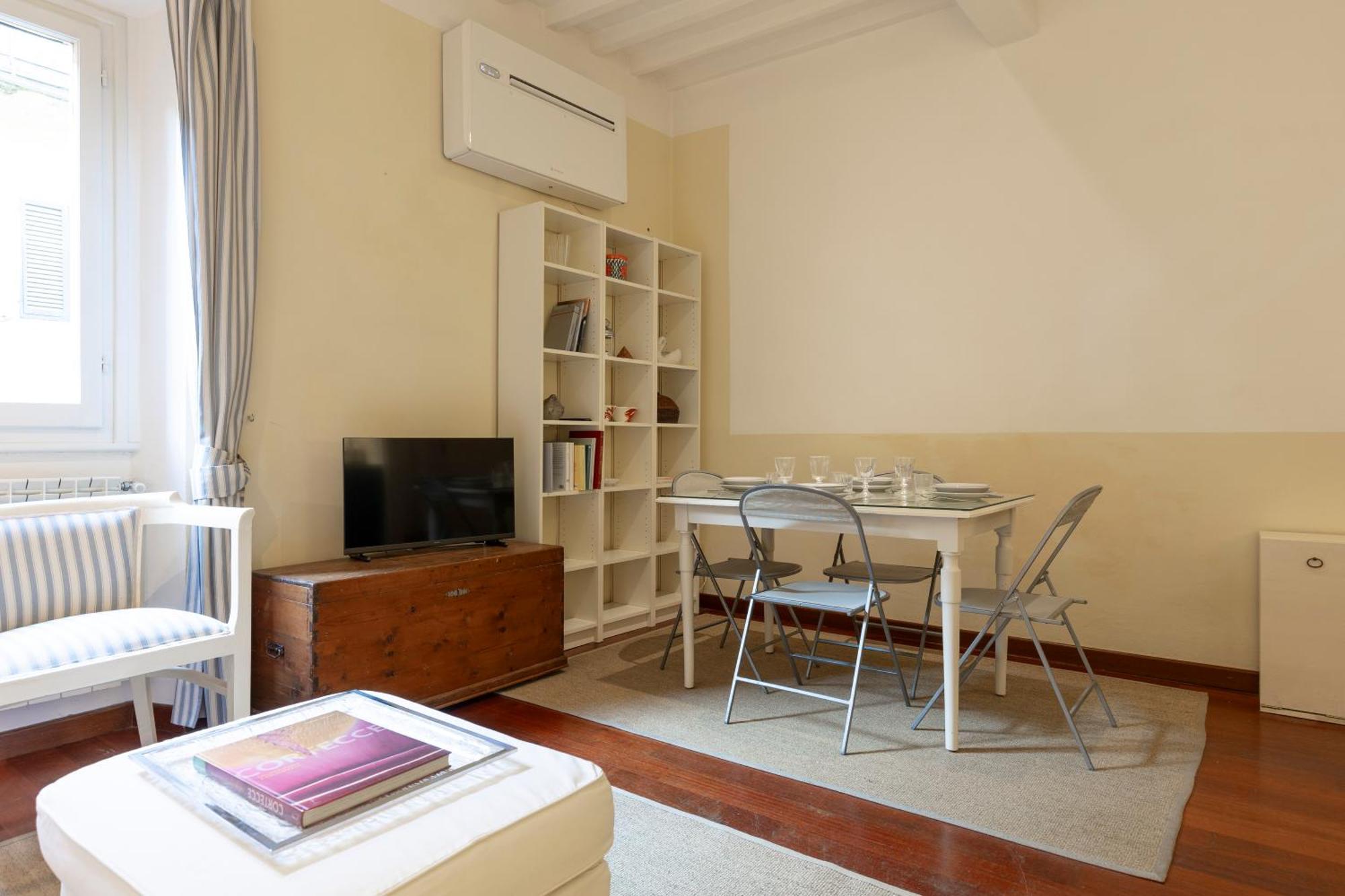 Sweet San Frediano Apartment Флоренция Экстерьер фото