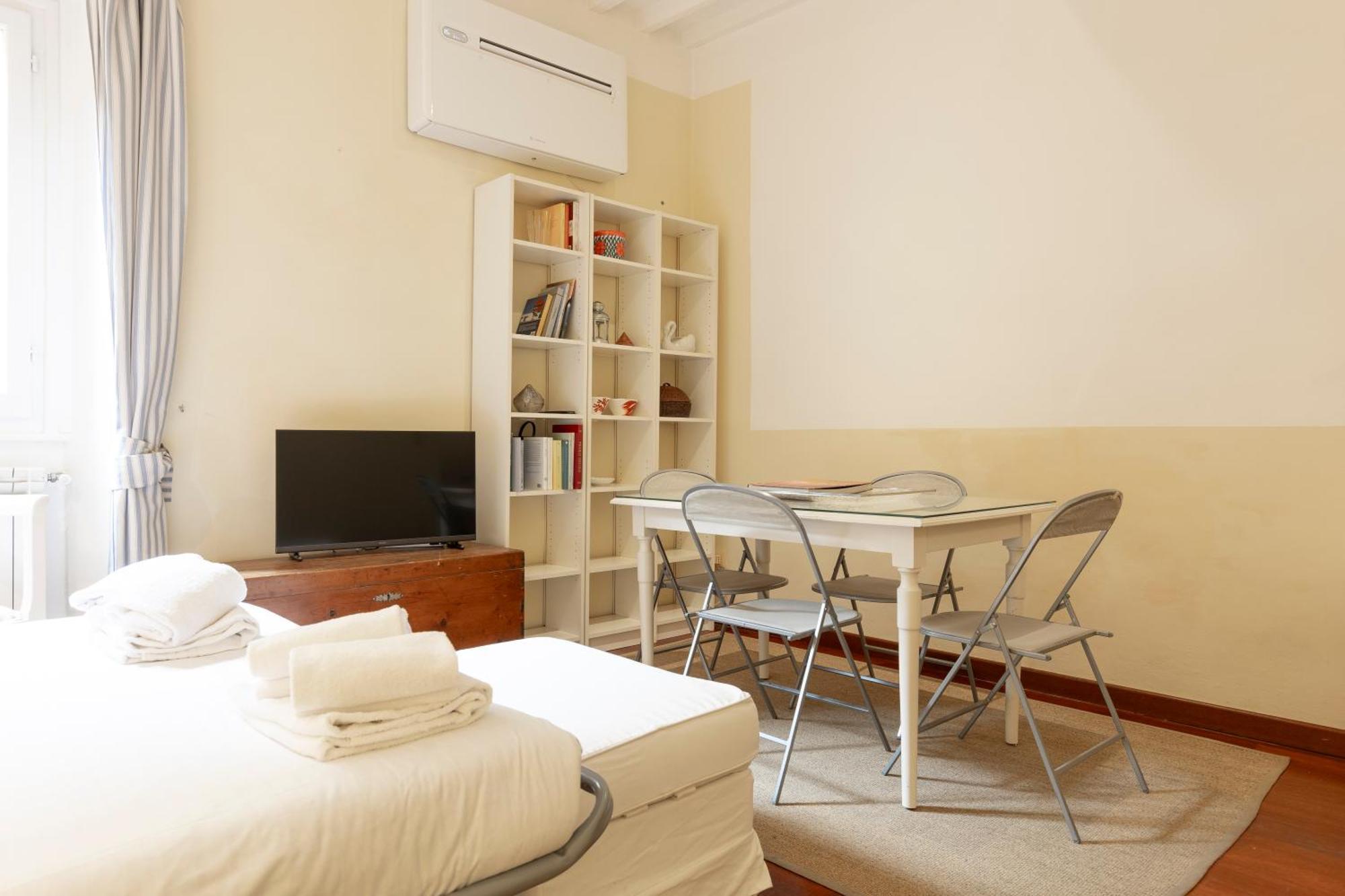 Sweet San Frediano Apartment Флоренция Экстерьер фото