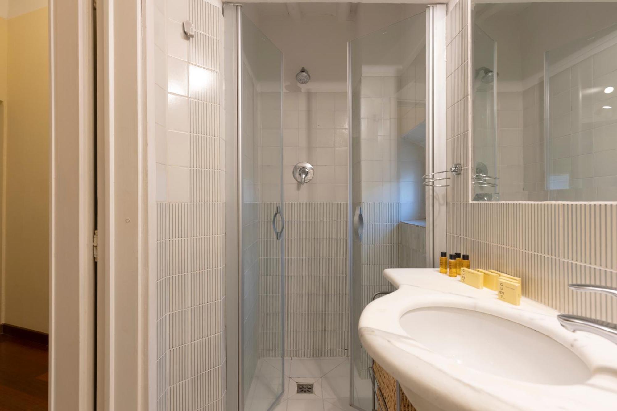 Sweet San Frediano Apartment Флоренция Экстерьер фото